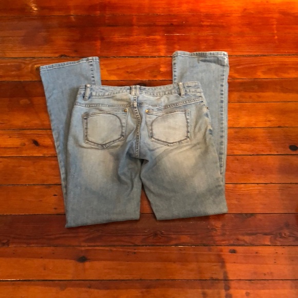 💥SALE💥 The limited Light colored jeans. - Picture 2 of 3